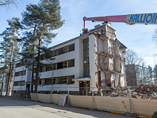 Purkuty&ouml; Helenenkadulla